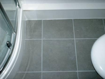 Bathroom Grout Colouring After