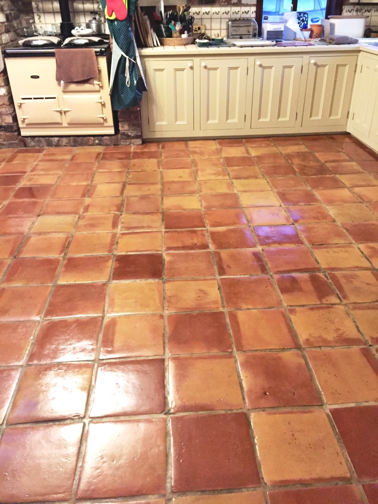 Cracked Mexican Terracotta Kitchen Tiles Restored in ... (520 x 750 Pixel)