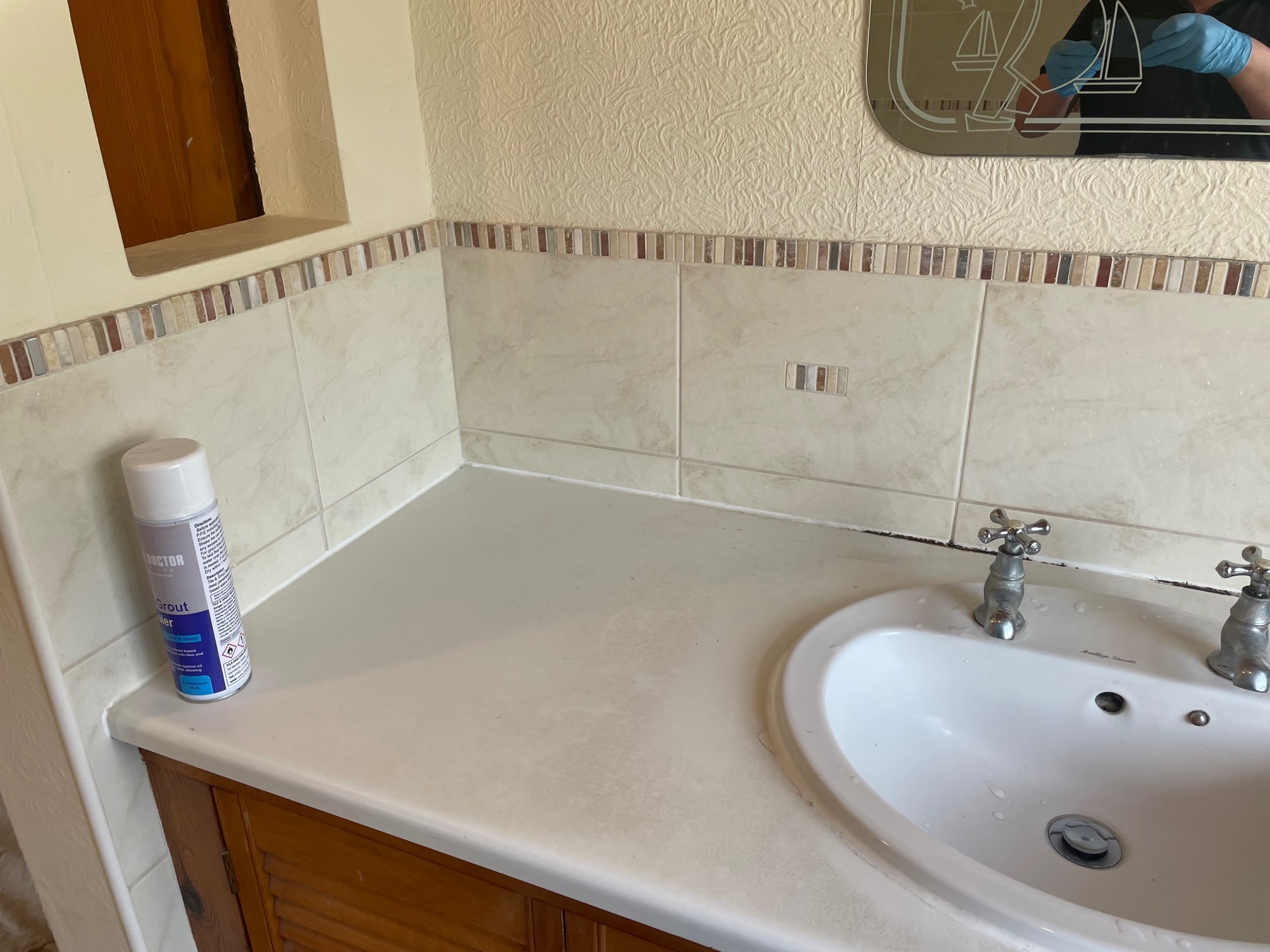 Ceramic Tiled Bathroom Before Cleaning Hest Bank